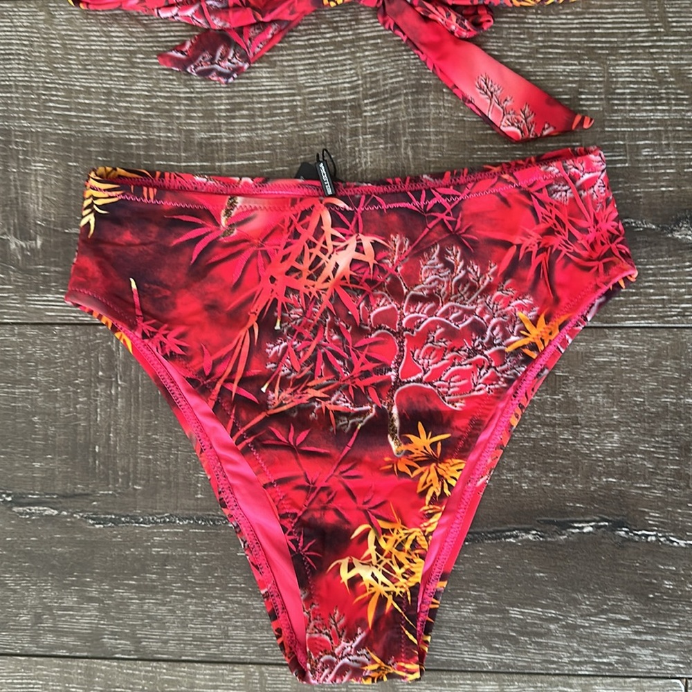 Red Floral Camo Bikini - Picture 3 of 6